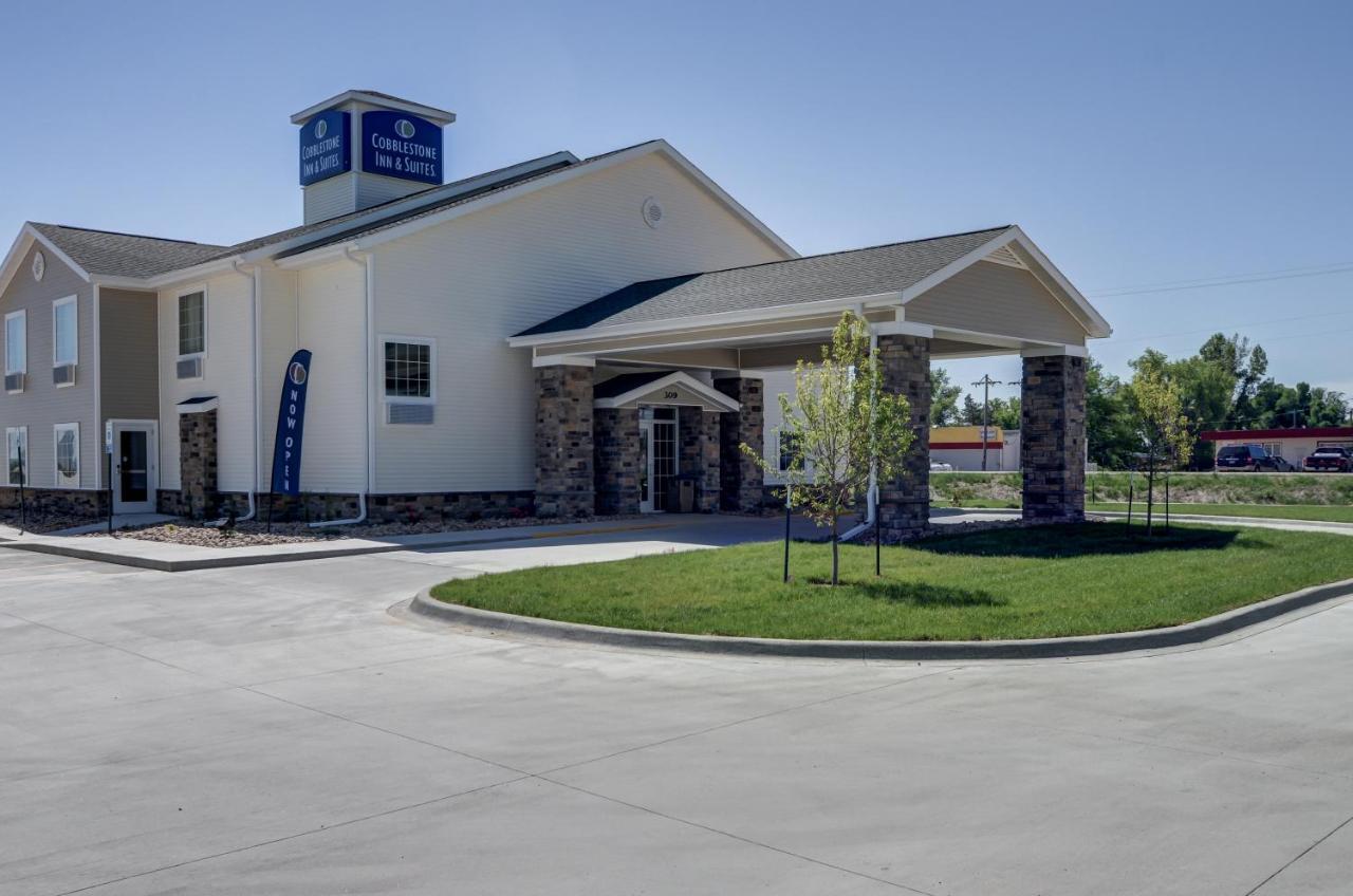 Cobblestone Inn & Suites-Kersey Экстерьер фото